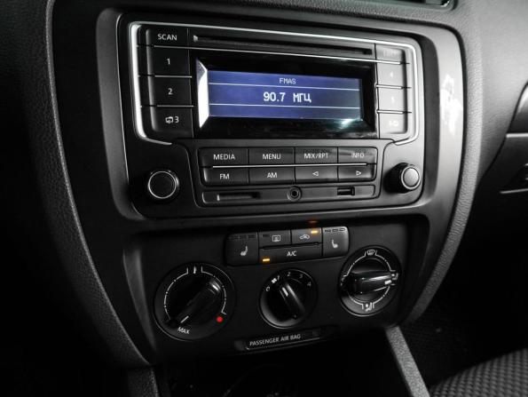 Volkswagen Jetta VI с пробегом 2014 года, цена 992 000 рублей, 185106 км, седан, Автокод Объявления