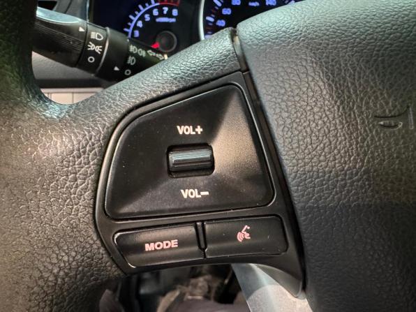 Kia Rio III с пробегом 2013 года, цена 699 000 рублей, 217572 км, хэтчбек, Автокод Объявления