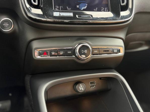 Volvo XC40 I с пробегом 2018 года, цена 2 895 000 рублей, 93000 км, внедорожник, Автокод Объявления