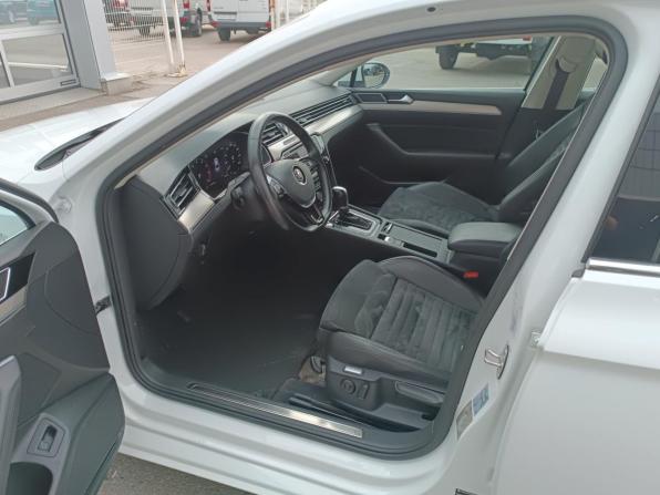 Volkswagen Passat B8 с пробегом 2016 года, цена 2 095 000 рублей, 153000 км, седан, Автокод Объявления