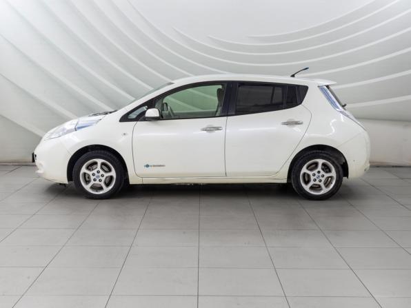 Nissan Leaf I (ZE0/AZE0) с пробегом 2011 года, цена 523 000 рублей, 157212 км, хэтчбек, Автокод Объявления