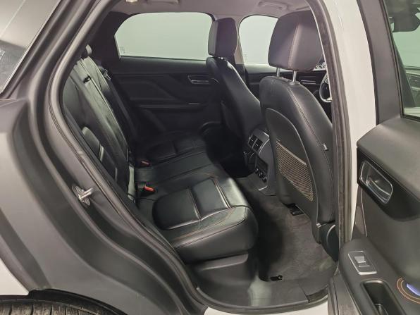 Jaguar F-Pace I с пробегом 2017 года, цена 2 399 000 рублей, 136442 км, внедорожник, Автокод Объявления