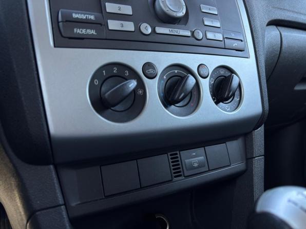Ford Focus II с пробегом 2006 года, цена 370 000 рублей, 238241 км, седан, Автокод Объявления