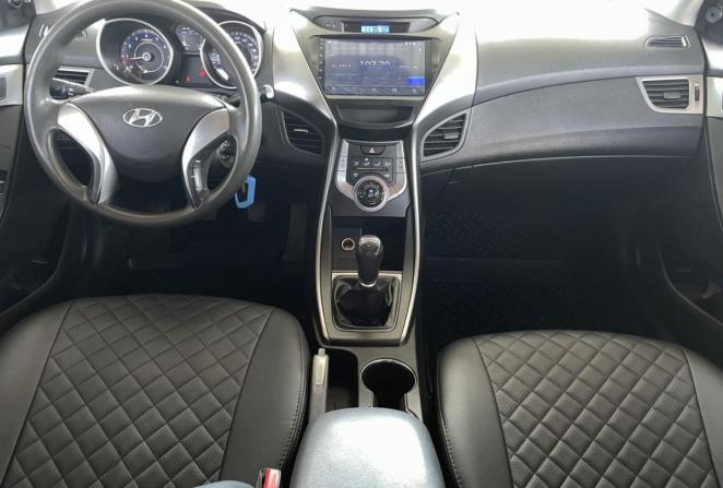 Hyundai Elantra V (MD) с пробегом 2013 года, цена 1 040 000 рублей, 137660 км, седан, Автокод Объявления