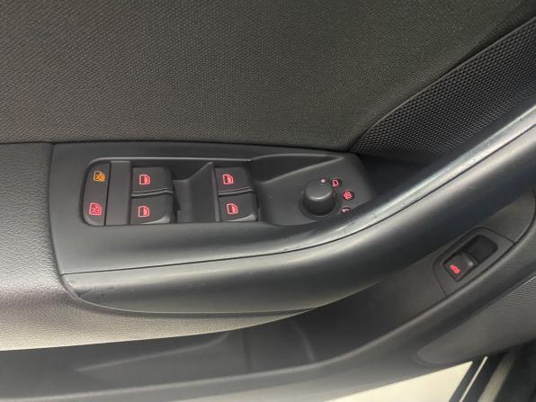 Audi Q3 I (8U) Рестайлинг с пробегом 2015 года, цена 2 175 000 рублей, 131867 км, внедорожник, Автокод Объявления