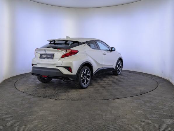 Toyota C-HR I Рестайлинг с пробегом 2021 года, цена 2 895 000 рублей, 47653 км, внедорожник, Автокод Объявления