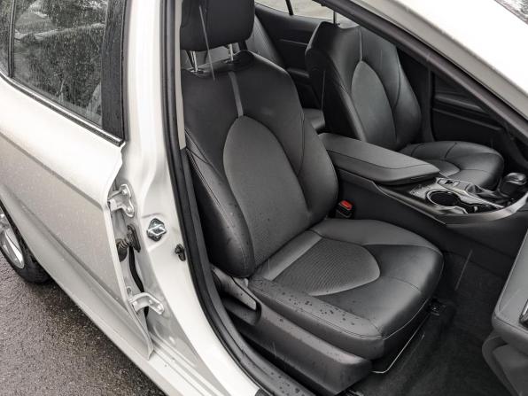Toyota Camry VIII (XV70) Рестайлинг с пробегом 2021 года, цена 3 200 000 рублей, 13207 км, седан, Автокод Объявления