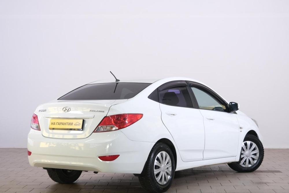 Hyundai Solaris I Омск  - изображение 7