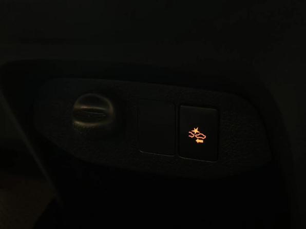 Toyota Vitz III (XP130) Рестайлинг 2 с пробегом 2017 года, цена 1 097 000 рублей, 118242 км, хэтчбек, Автокод Объявления