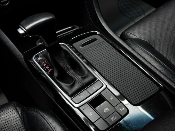 Kia Optima IV с пробегом 2018 года, цена 1 749 000 рублей, 187335 км, седан, Автокод Объявления
