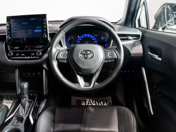 Toyota Corolla Cross I с пробегом 2023 года, цена 3 040 000 рублей, 32930 км, внедорожник, Автокод Объявления