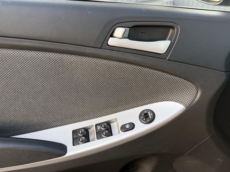 Hyundai Solaris I Волгоград  - изображение 20