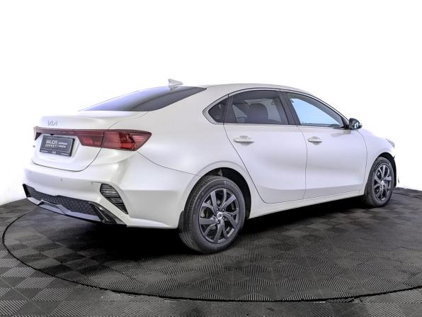Kia Cerato IV Рестайлинг с пробегом 2022 года, цена 1 699 000 рублей, 131444 км, седан, Автокод Объявления