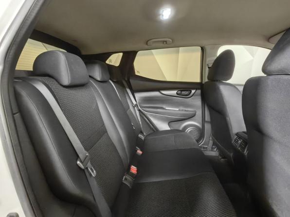 Nissan Qashqai II с пробегом 2015 года, цена 1 249 000 рублей, 233664 км, внедорожник, Автокод Объявления