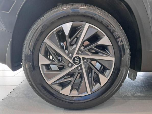 Hyundai Tucson IV Рестайлинг с пробегом 2023 года, цена 3 410 000 рублей, 43700 км, внедорожник, Автокод Объявления