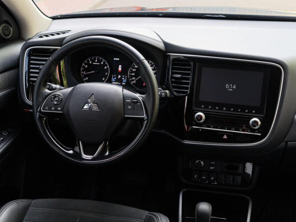 Mitsubishi Outlander III Рестайлинг 3 с пробегом 2021 года, цена 2 720 000 рублей, 58426 км, внедорожник, Автокод Объявления