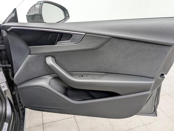 Audi A5 II (F5) Рестайлинг с пробегом 2022 года, цена 5 300 000 рублей, 12121 км, лифтбек, Автокод Объявления