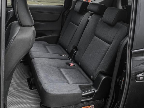 Toyota Sienta II с пробегом 2018 года, цена 1 779 000 рублей, 86501 км, компактвэн, Автокод Объявления