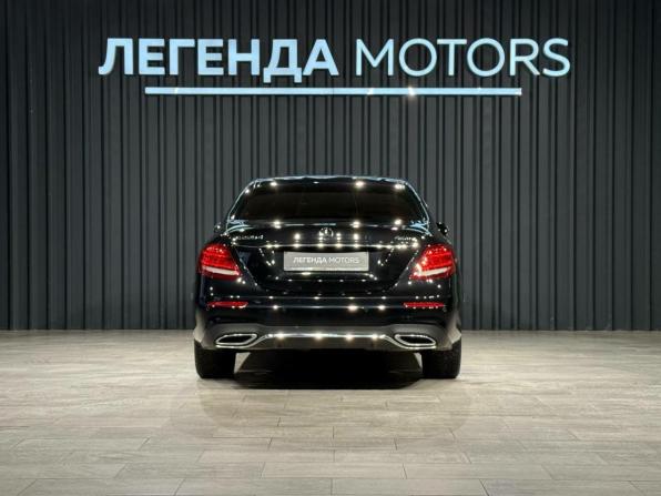 Mercedes-Benz E-Класс V (W213 S213 C238) с пробегом 2018 года, цена 3 790 000 рублей, 71745 км, седан, Автокод Объявления
