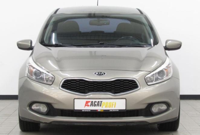 Kia Ceed II с пробегом 2012 года, цена 979 000 рублей, 186908 км, универсал, Автокод Объявления