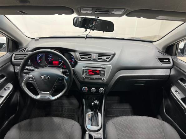 Kia Rio III Рестайлинг с пробегом 2017 года, цена 1 199 000 рублей, 160000 км, седан, Автокод Объявления