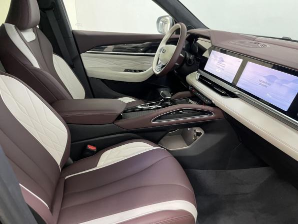 Geely Monjaro I с пробегом 2024 года, цена 3 850 000 рублей, 45 км, внедорожник, Автокод Объявления