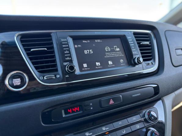 Kia Carnival III с пробегом 2019 года, цена 3 100 000 рублей, 163287 км, минивэн, Автокод Объявления
