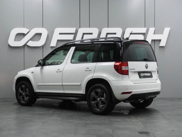 Skoda Yeti I Рестайлинг с пробегом 2017 года, цена 1 319 000 рублей, 211741 км, внедорожник, Автокод Объявления