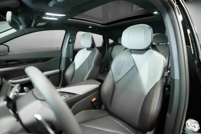 Новый Changan UNI-V I 2024 года, цена 3 329 900 рублей, лифтбек, Автокод Объявления