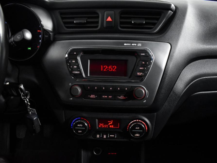 Kia Rio III Санкт-Петербург  - изображение 16