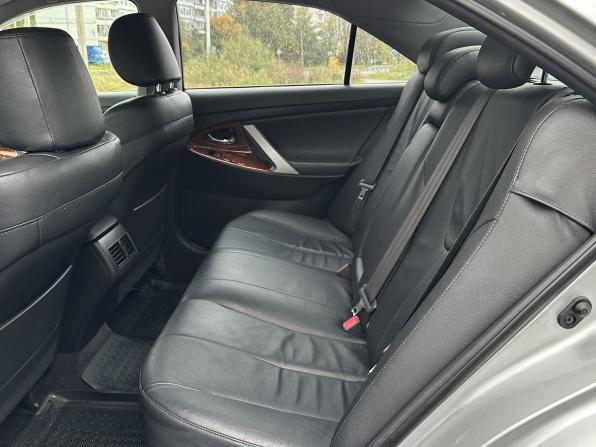 Toyota Camry VI (XV40) Рестайлинг с пробегом 2010 года, цена 1 199 000 рублей, 301969 км, седан, Автокод Объявления