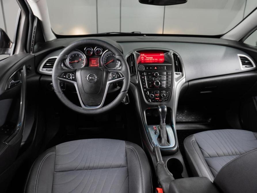 Opel Astra J Рестайлинг Тюмень  - изображение 6