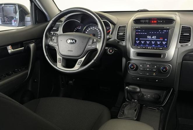 Kia Sorento II Рестайлинг с пробегом 2018 года, цена 2 180 000 рублей, 70263 км, внедорожник, Автокод Объявления