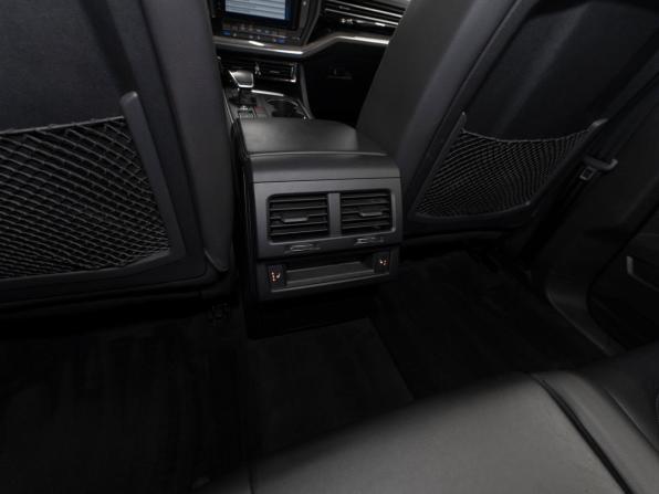 Volkswagen Touareg III с пробегом 2018 года, цена 5 180 000 рублей, 83191 км, внедорожник, Автокод Объявления