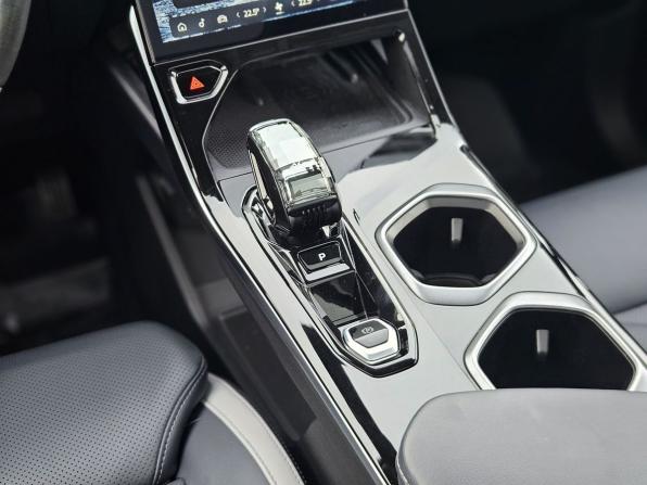 Geely Atlas II с пробегом 2024 года, цена 2 850 000 рублей, 47078 км, внедорожник, Автокод Объявления