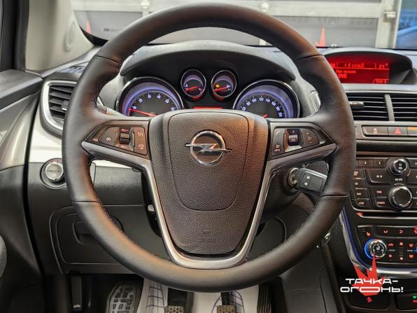 Opel Mokka I с пробегом 2013 года, цена 950 000 рублей, 154000 км, внедорожник, Автокод Объявления