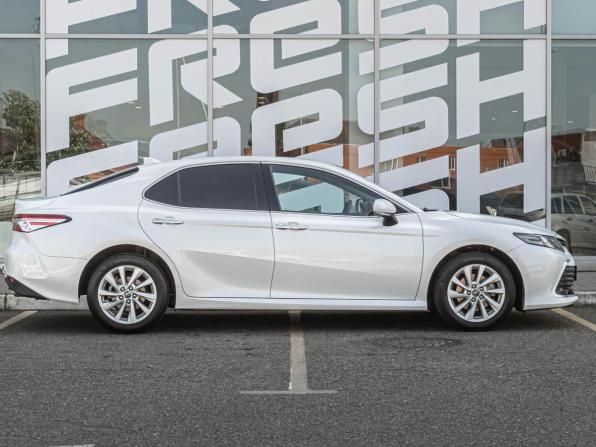 Toyota Camry VIII (XV70) Рестайлинг с пробегом 2021 года, цена 2 995 000 рублей, 38123 км, седан, Автокод Объявления