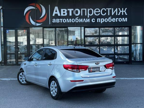 Kia Rio III Рестайлинг с пробегом 2015 года, цена 1 215 000 рублей, 87533 км, седан, Автокод Объявления