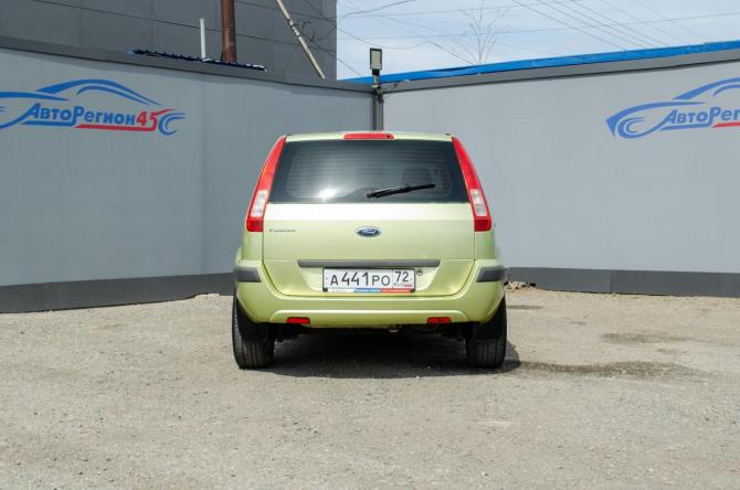 Ford Fusion I Рестайлинг с пробегом 2006 года, цена 342 000 рублей, 270000 км, хэтчбек, Автокод Объявления