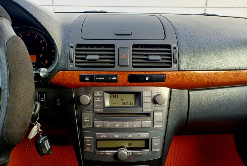 Toyota Avensis II Рестайлинг Абакан  - изображение 17