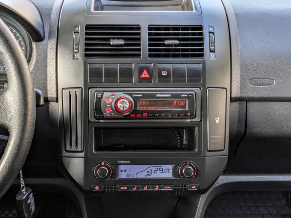 Volkswagen Polo IV Рестайлинг с пробегом 2007 года, цена 589 900 рублей, 195000 км, хэтчбек, Автокод Объявления