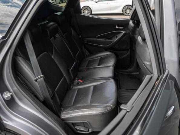 Hyundai Santa Fe III с пробегом 2013 года, цена 1 940 000 рублей, 200285 км, внедорожник, Автокод Объявления