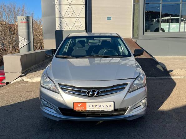 Hyundai Solaris I Рестайлинг с пробегом 2014 года, цена 650 000 рублей, 214000 км, седан, Автокод Объявления