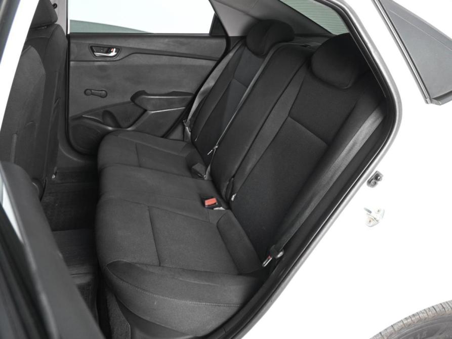 Hyundai Solaris II Ростов-на-Дону  - изображение 9