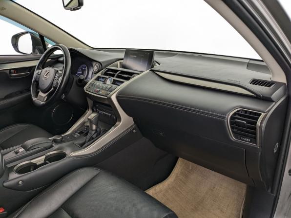 Lexus NX I с пробегом 2016 года, цена 2 750 000 рублей, 177339 км, внедорожник, Автокод Объявления