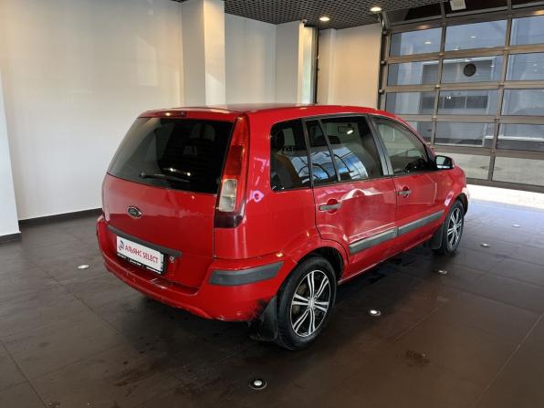 Ford Fusion I Рестайлинг с пробегом 2007 года, цена 260 000 рублей, 247333 км, хэтчбек, Автокод Объявления