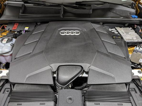 Audi Q8 I (4M) с пробегом 2018 года, цена 5 350 000 рублей, 105167 км, внедорожник, Автокод Объявления
