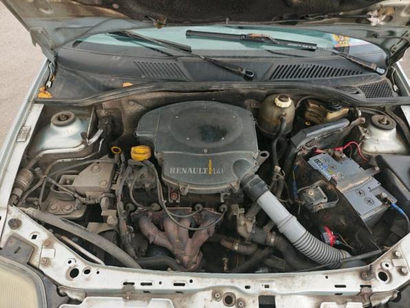 Renault Clio II с пробегом 2001 года, цена 140 000 рублей, 340000 км, седан, Автокод Объявления