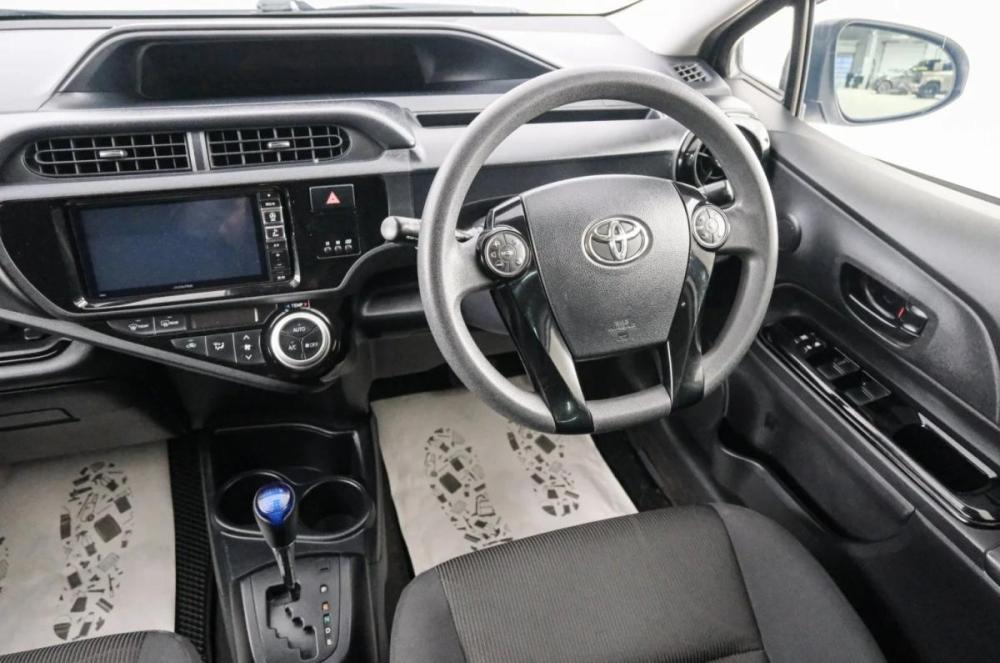Toyota Aqua I Рестайлинг Красноярск  - изображение 10