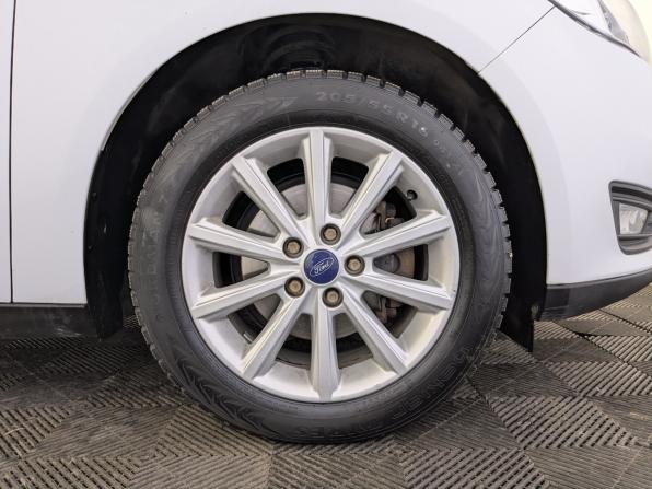 Ford Focus III Рестайлинг с пробегом 2018 года, цена 1 245 000 рублей, 90735 км, седан, Автокод Объявления